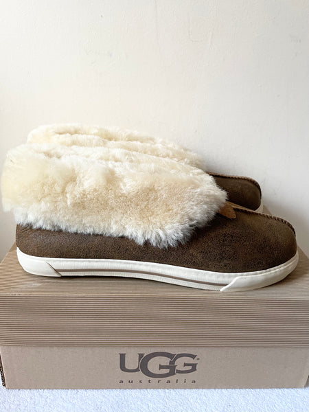 Ugg hot sale bow slippers