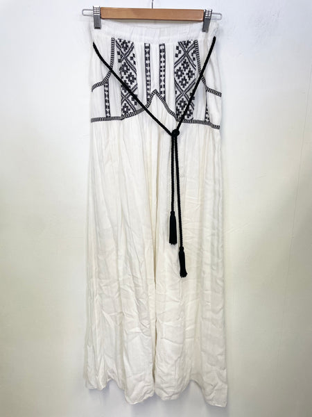 MOUTAKI WHITE & BLACK EMBROIDERED MAXI SKIRT SIZE S/M