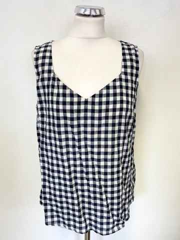 PHASE EIGHT NAVY BLUE & WHITE GINGHAM SLEEVELESS TOP SIZE 14