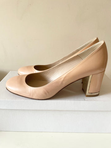 LK BENNETT LIGHT PEACH PEARL PATENT LEATHER BLOCK HEEL COURT SHOES SIZE 7/40