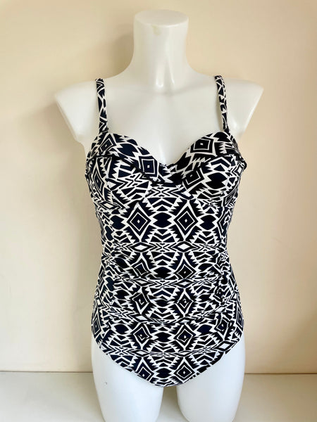 FANTASIE BLACK & WHITE PRINT BUILT IN BRA DETACHABLE STRAP SWIMSUIT SIZE 32DD