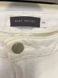 MINT VELVET WHITE DISTRESSED STYLE FRAYED HEM CROP JEANS SIZE 16R