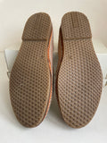 SHOON GOLD COMFORT LEATHER FLATS SIZE 7/40