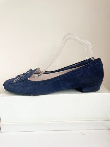 LK BENNETT NAVY NAVY BLUE SUEDE FLATS SIZE 7/40