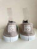 BRAND NEW VICTORIA BEIGE CANVAS SLIP ON PLIMSOLS SIZE 7/40