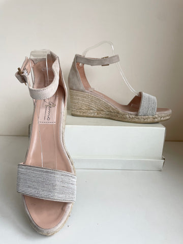 GAINNO BEIGE SUEDE & SHIMMER STRAP ESPADRILLE WEDGE HEEL SANDALS SIZE 7/40