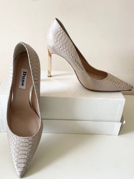 DUNE BEIGE & GOLD SNAKESKIN PRINT LEATHER HEELS SIZE 5/38