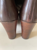 EPISODE DARK BROWN LEATHER BUCKLE TRIM KNEE LENGTH HEELED BOOTS SIZE 5/38