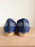 LK BENNETT NAVY BLUE & WHITE POINTED TOE TEXTILE FLATS  SIZE 7.5/41