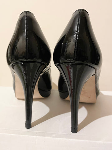 RUSSELL & BROMLEY BLACK PATENT LEATHER HEELS SIZE 5.5/38.5