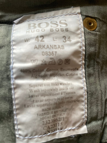 HUGO BOSS ARKANSAS BLUE DENIM STRAIGHT LEG JEANS SIZE 42/34