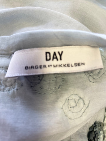 DAY BY BIRGER ET MIKKELSEN LIGHT GREEN APPLIQUE FLOWER TRIM LONG SLEEVED TOP SIZE M