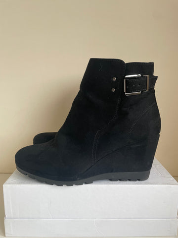 MARKS & SPENCER BLACK SUEDE BUCKLE TRIM WEDGE HEEL ANKLE BOOTS SIZE 6.5/39.5