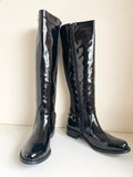 BRAND NEW MODA IN PELLE BLACK FAUX PATENT FLEXIBLE LEG FITTING KNEE LENGTH BOOTS  SIZE 6/39