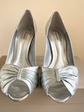 DUNE SILVER LEATHER PEEPTOE HEELS & MATCHING CLUTCH SHOULDER BAG SIZE 7.5/41