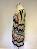 OUI MULTI COLOURED PRINT ZIG ZAG DESIGN FINE KNIT JUMPER SIZE 14