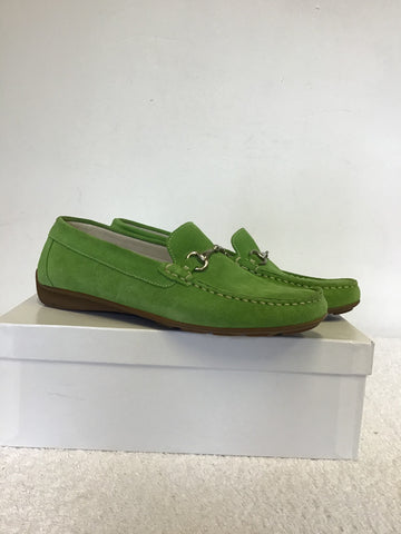 BRAND NEW VANILLA MOON SIAN LIME GREEN SUEDE FLAT LOAFERS SIZE 4/37