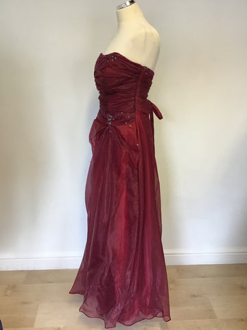 BRAND NEW YUNJAN BURGUNDY STRAPLESS SEQUINNED BALLGOWN & MATCHING WRAP SIZE 12