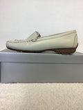 BRAND NEW JANE SHILTON ISABELLA WHITE LEATHER LOAFER FLATS SIZE 4/37