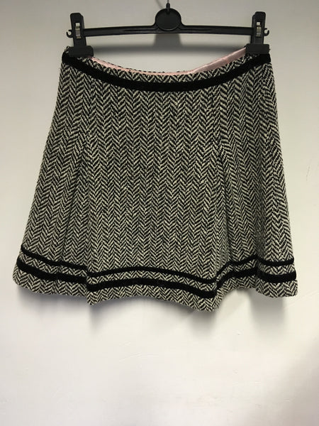 WHISTLES BLACK & IVORY WOOL BLEND MINI SKIRT SIZE 8