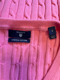 GANT PINK CABLE KNIT V NECKLINE COTTON LONG SLEEVED JUMPER SIZE S