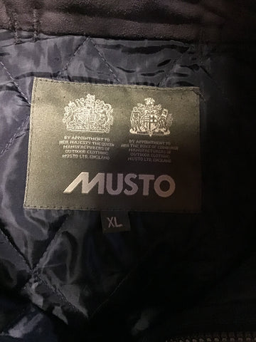 MUSTO BLACK & BROWN TRIM LIGHTLY QUILTED COUNTRY JACKET SIZE L