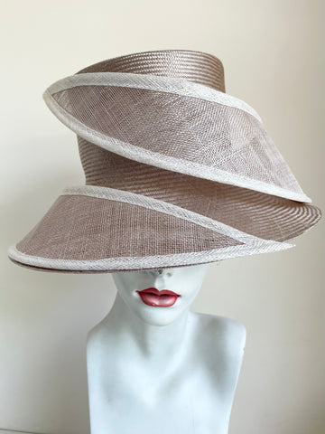 EXCLUSIVELY FOR SACS BEIGE & CREAM TRIM FORMAL HAT ONE SIZE