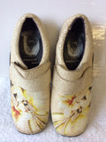 BRAND NEW IRREGULAR CHOICE CREAM CRACKED LEATHER FLOWER PRINT SLIP ON SHOES SIZE 8/42