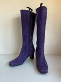 GABOR PURPLE SUEDE KNEE LENGTH HEELED BOOTS SIZE 5.5. / 38.5