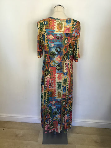 TRAVELLING LIGHT MULTI COLOURED AZTEC PRINT SHORT SLEEVE STRETCH JERSEY DRESS SIZE L