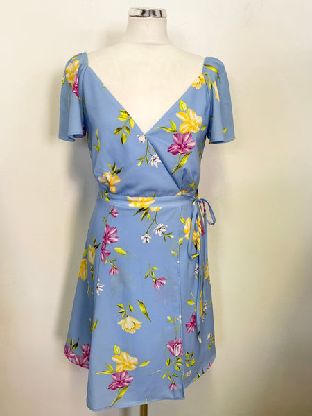 BRAND NEW FRENCH CONNECTION LIGHT BLUE FLORAL PRINT A LINE WRAP DRESS SIZE 8