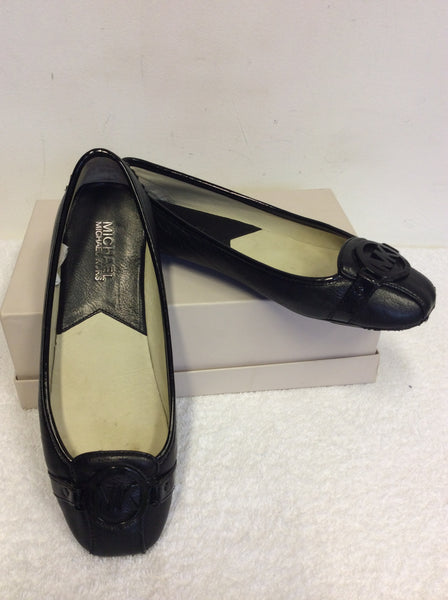 MICHAEL KORS BLACK LEATHER BALLERINA FLATS SIZE 5/38