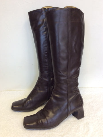 PAVACINI INTERNATIONAL DARK BROWN LEATHER KNEE HIGH BOOTS SIZE 7/40