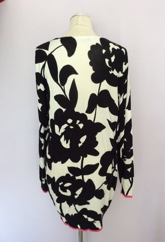 MARKS & SPENCER BLACK & WHITE FLORAL PRINT LONG JUMPER SIZE 18 - Whispers Dress Agency - Womens Knitwear - 2